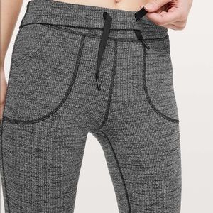 Lulu lemon Skinny Will Pant size 4 - *Full on luon